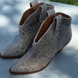 Jessica Simpson Rhinestone Ankle Boots Size 8 1/2 New No Tags